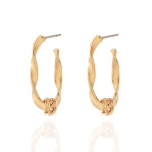 $131 LIZA ECHEVERRY Curve Small Hoops Gold
